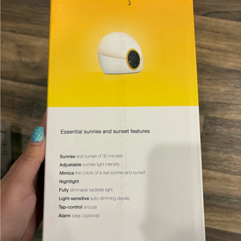 Lumie Bodyclock Rise 100 Wake-Up Light - Yellow and White - Picture 3 of 3